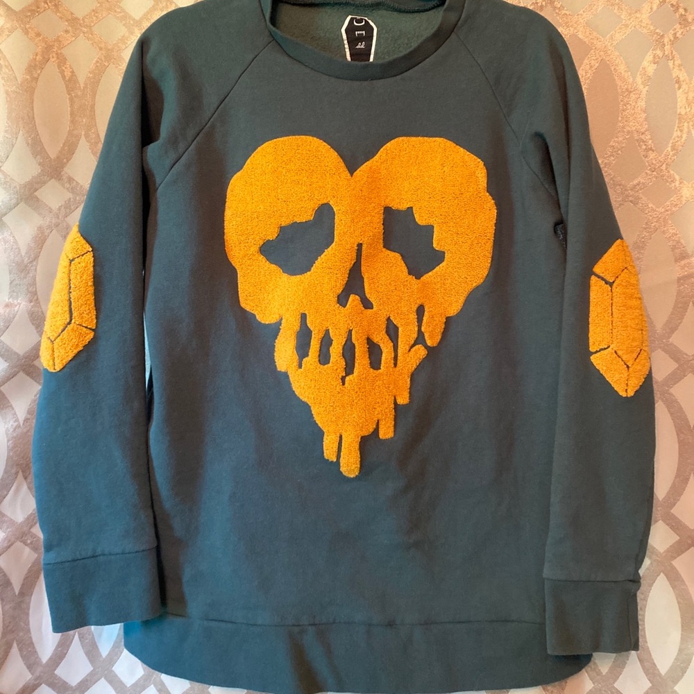 Drop Dead Clothing Women’s Size M Sweatshirt - Green w Orange Skull